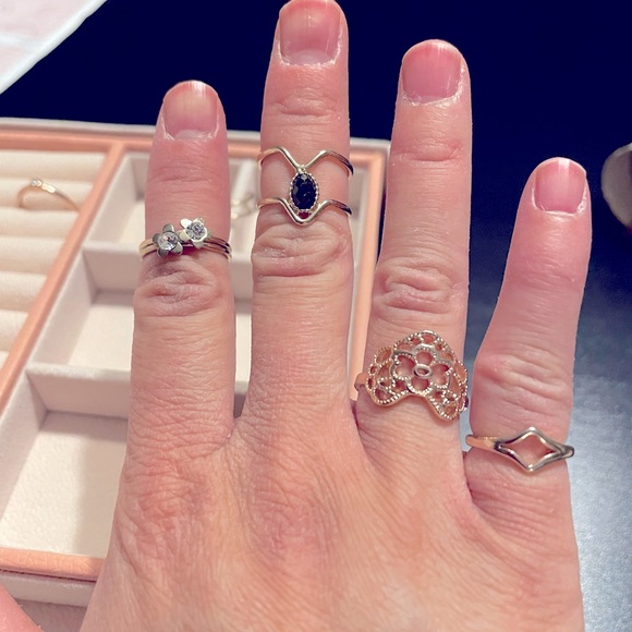 19 (nineteen) Minimalist, dainty rings - Picture 6 of 6